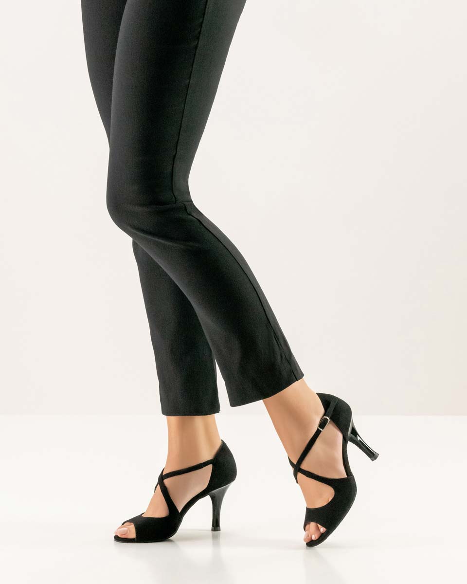 Nueva Epoca Martha Samtziege / Lackleder – schwarz